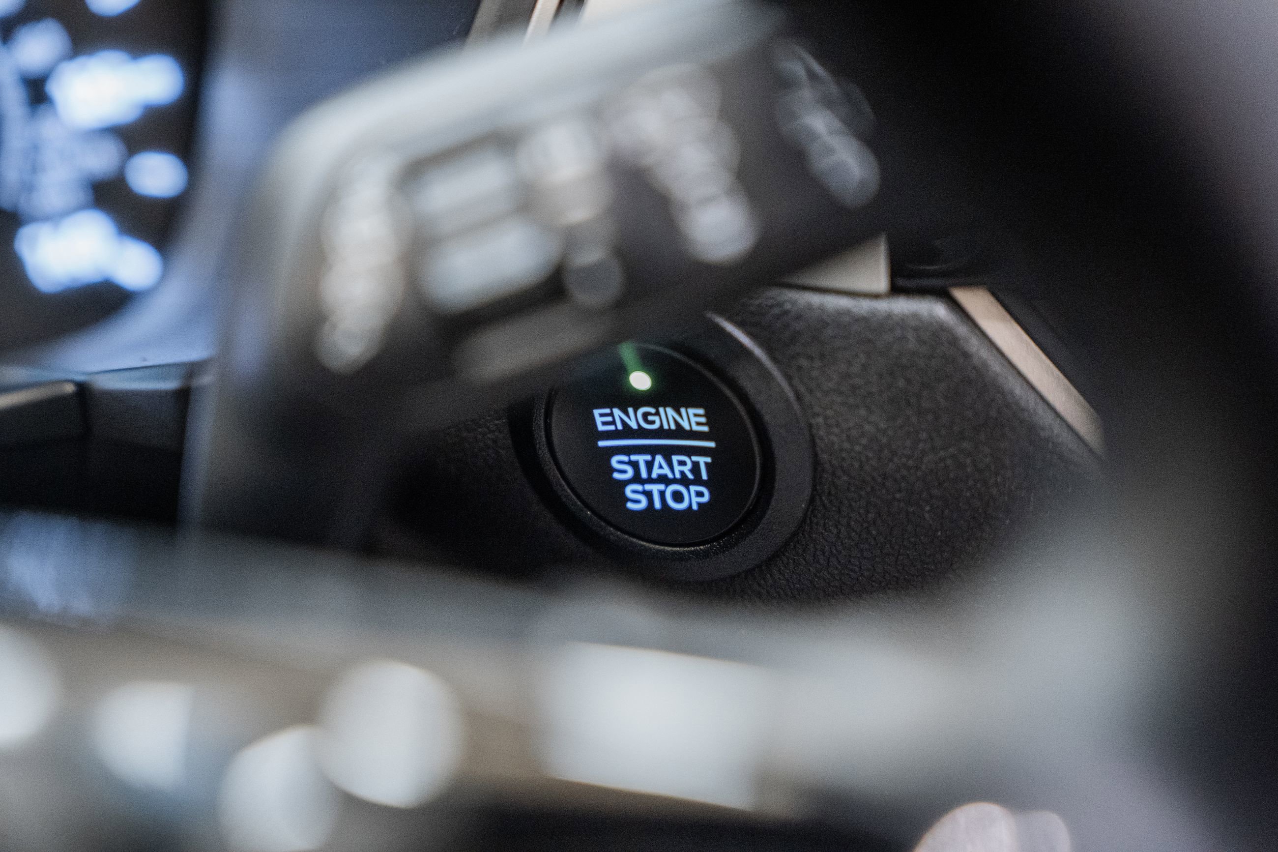 Certified 2021 Ford Escape SE w/ SE Sport Appearance Package image 34