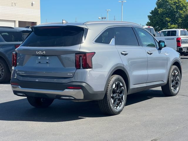 Used 2024 Kia Sorento S w/ Panoramic Sunroof Package AWD/4WD image 10