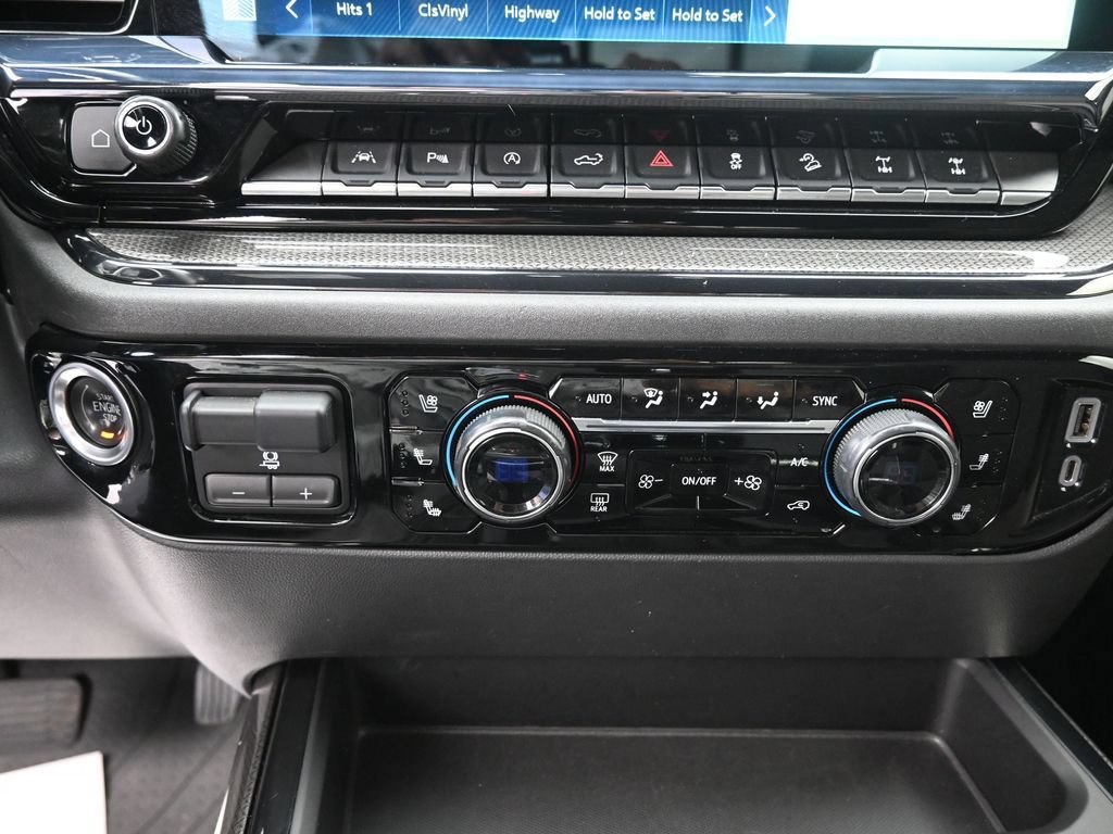 Used 2022 Chevrolet Silverado 1500 ZR2 AWD/4WD image 12