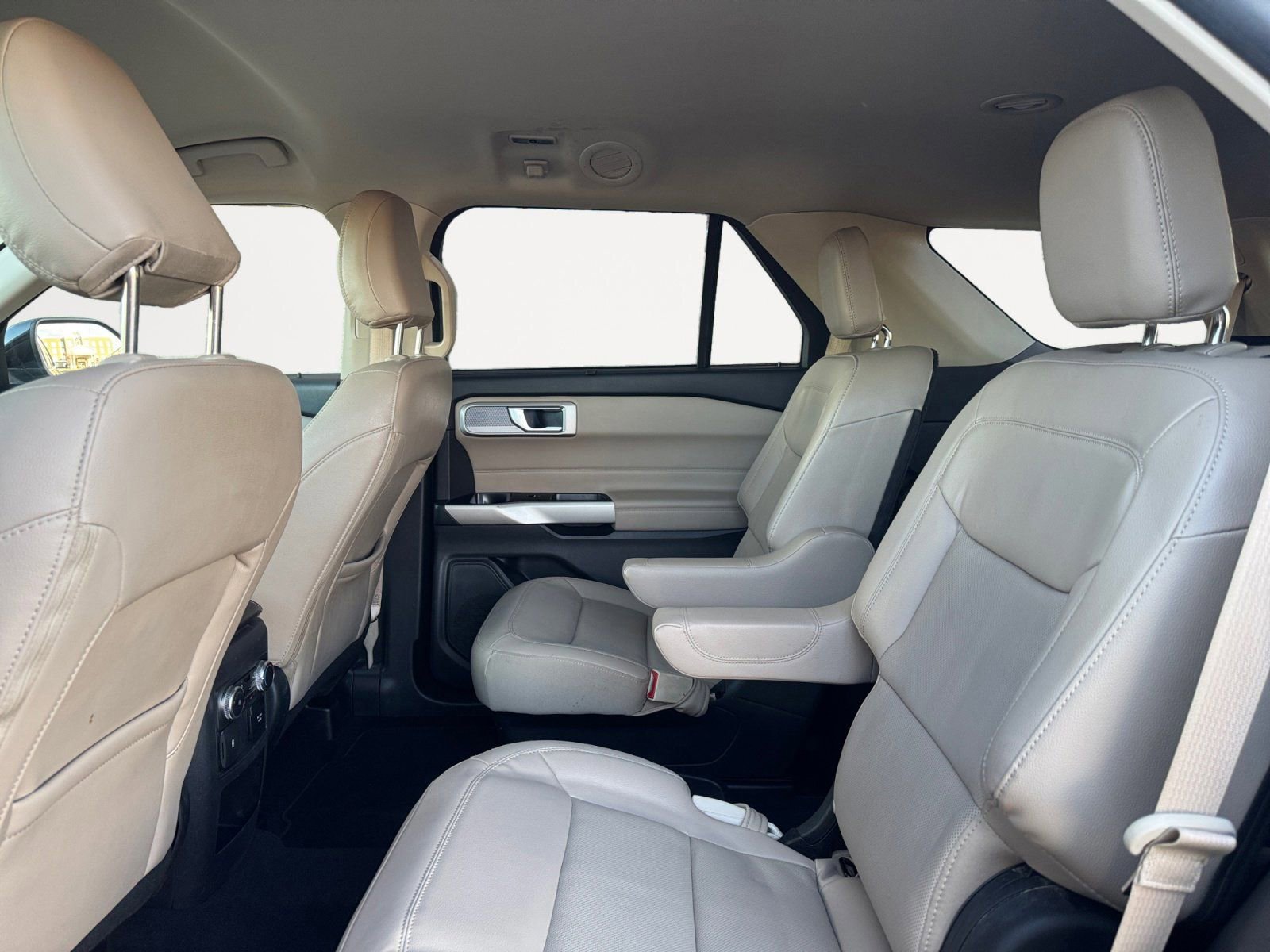 Certified 2021 Ford Explorer Limited w/ Equipment Group 301A image 13