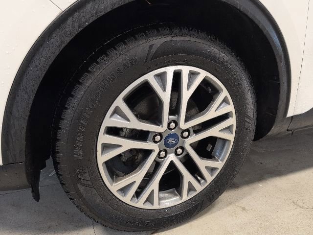 Certified 2021 Ford Escape SEL image 9