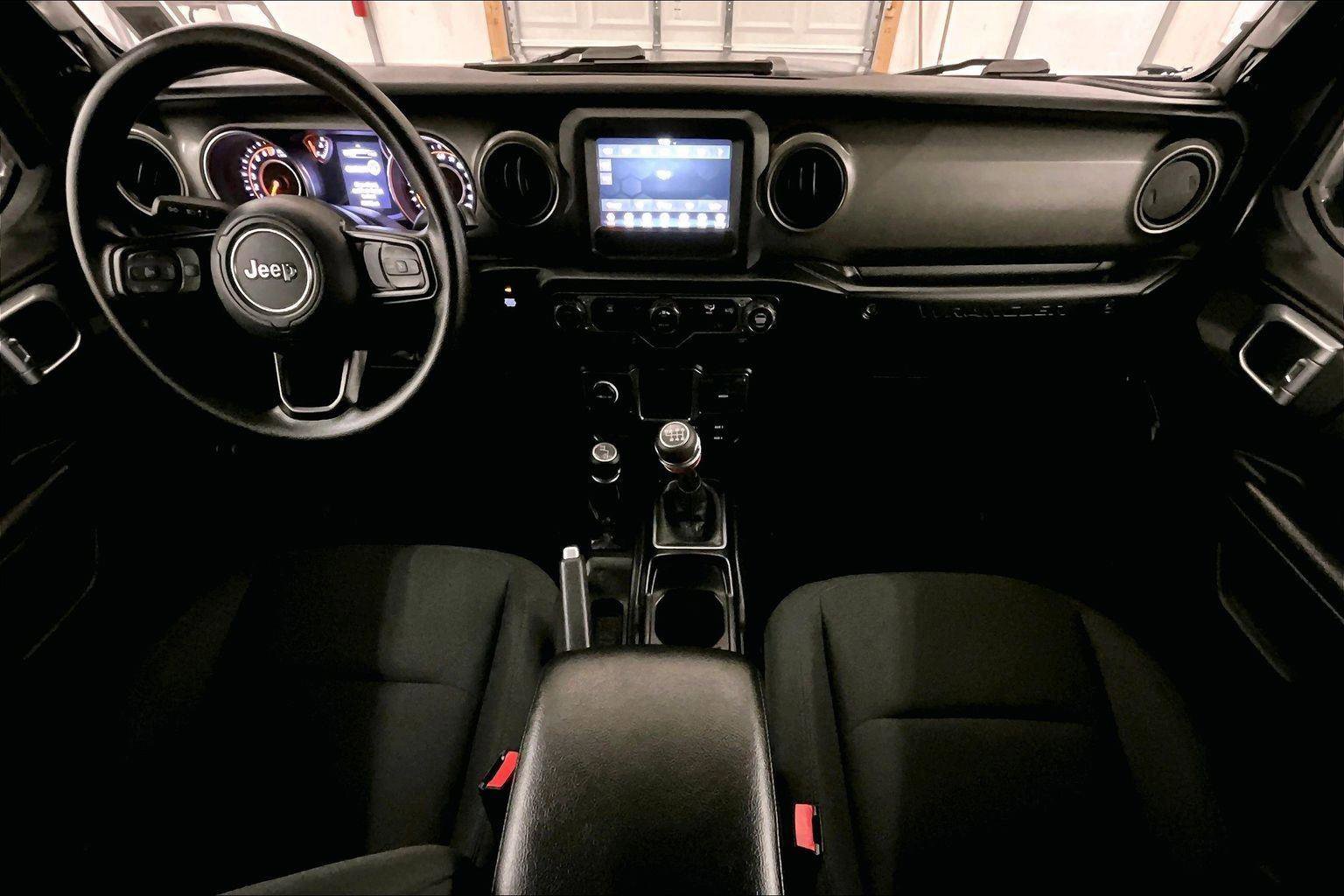 Used 2022 Jeep Wrangler Unlimited Sport image 14