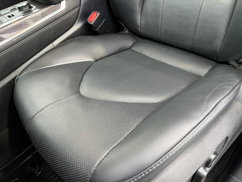 Used 2023 Toyota Highlander Limited image 15