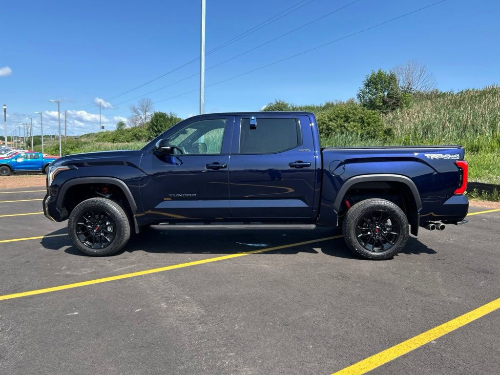 Used 2025 Toyota Tundra Limited w/ TRD Off-Road Package AWD/4WD image 10