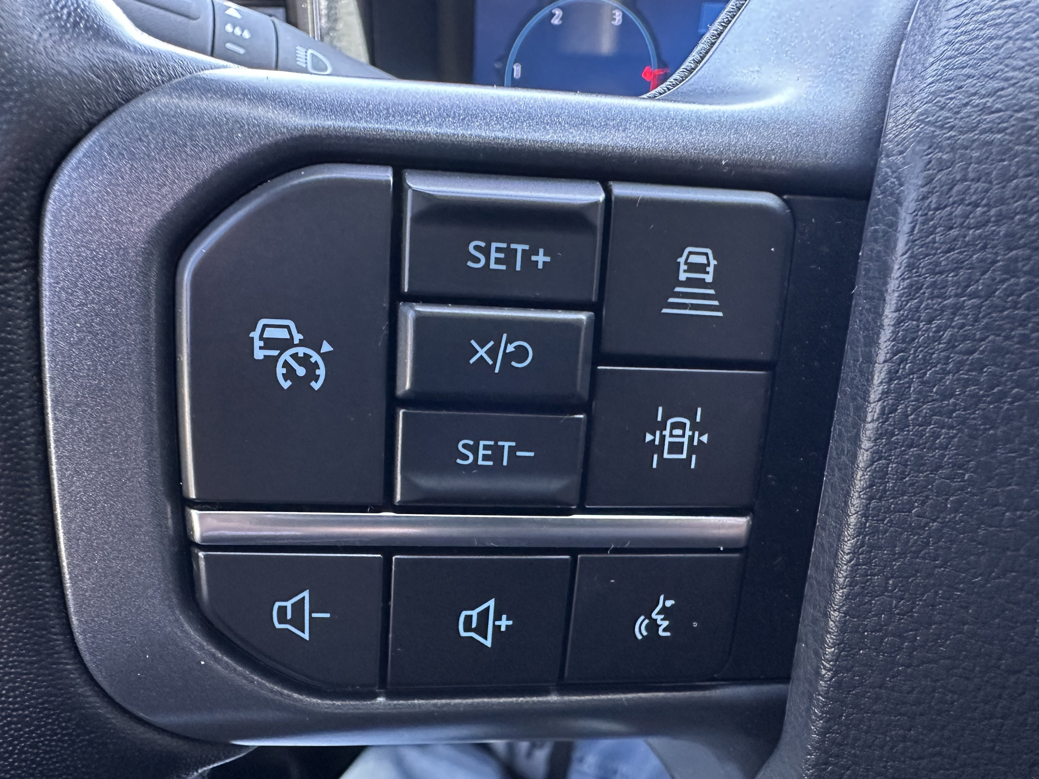 Certified 2024 Ford F250 Lariat w/ Lariat Ultimate Package AWD/4WD image 20