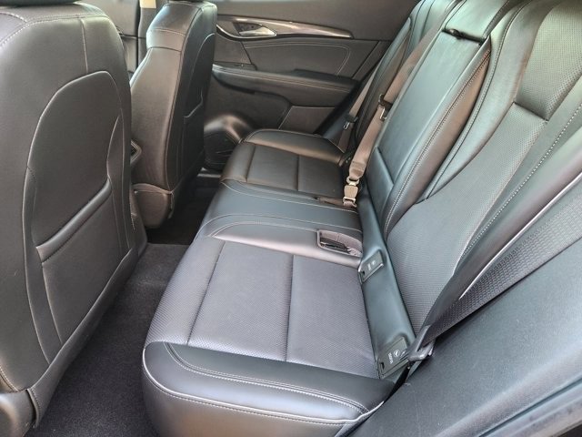 Used 2023 Buick Envision Essence image 30
