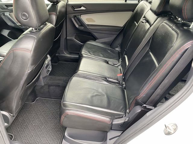 Used 2018 Volkswagen Tiguan SEL image 17