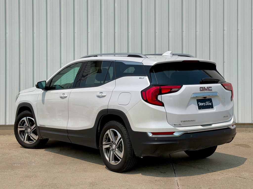 Used 2021 GMC Terrain SLT w/ Infotainment Package II AWD/4WD image 4