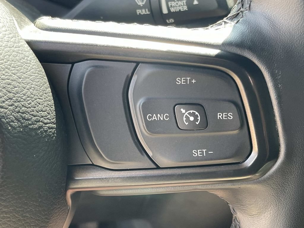 Used 2022 Jeep Gladiator Sport AWD/4WD image 37