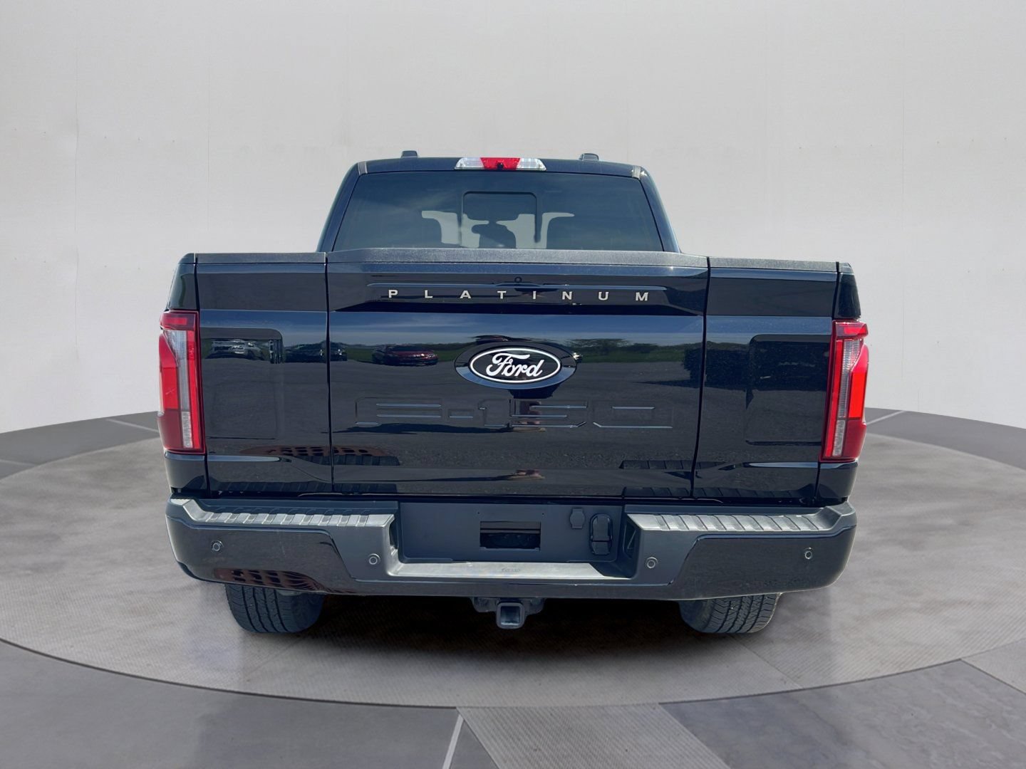 Certified 2025 Ford F150 Platinum AWD/4WD image 5