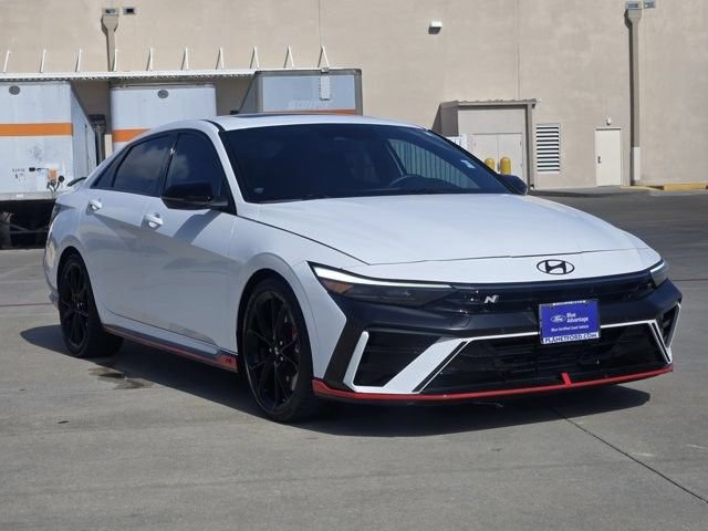 Used 2025 Hyundai Elantra N FWD image 3