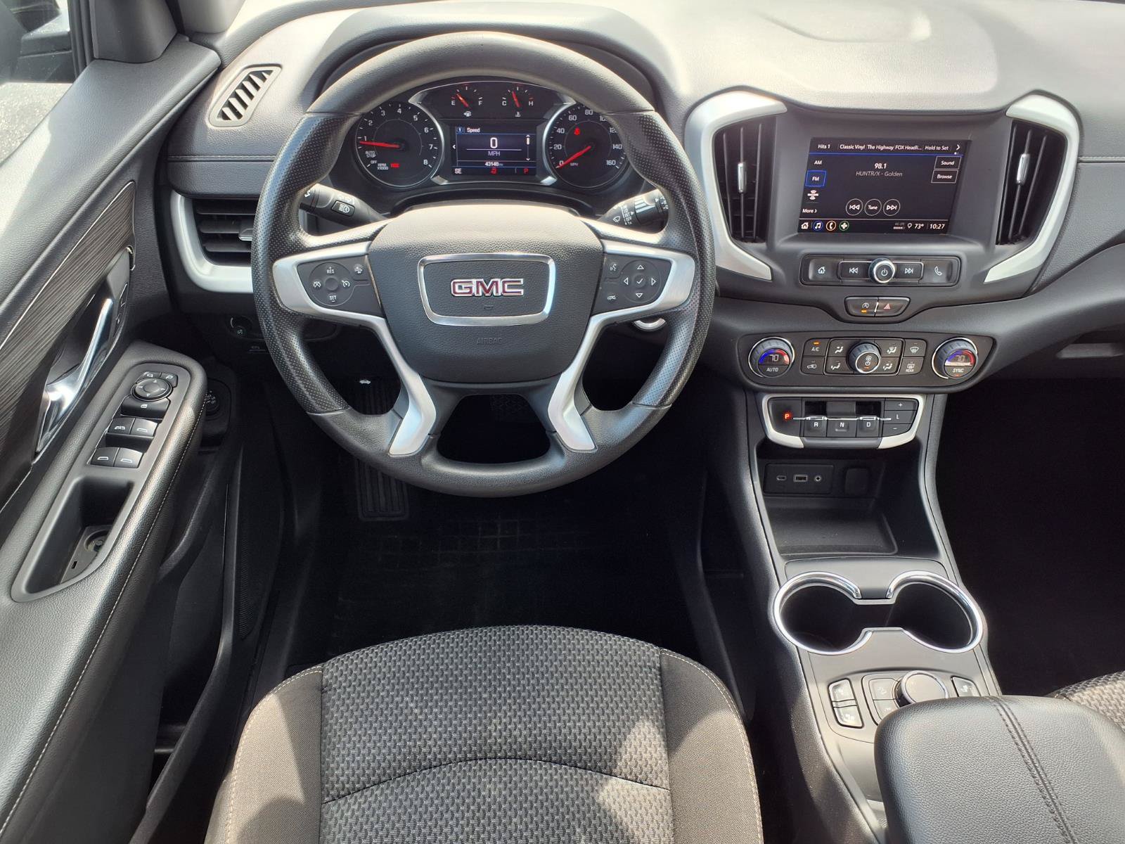 Used 2023 GMC Terrain SLE w/ Driver Convenience Package FWD image 3