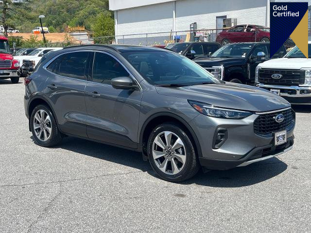 Certified 2025 Ford Escape Platinum w/ Premium Technology Package