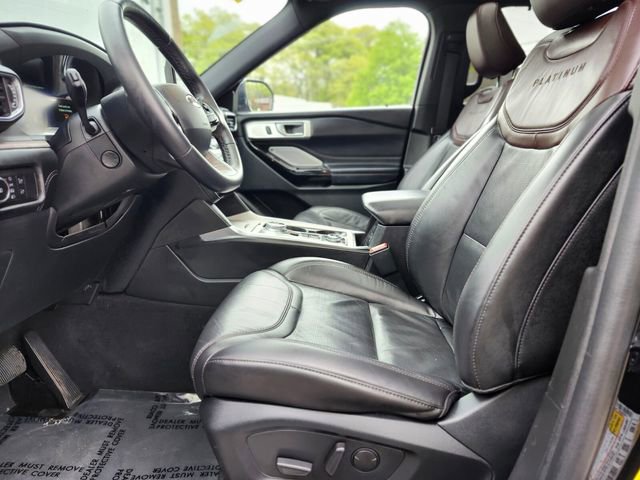 Certified 2022 Ford Explorer Platinum w/ Equipment Group 601A AWD/4WD image 20