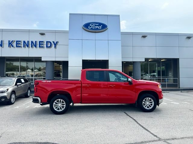 Used 2023 Chevrolet Silverado 1500 LT AWD/4WD image 20
