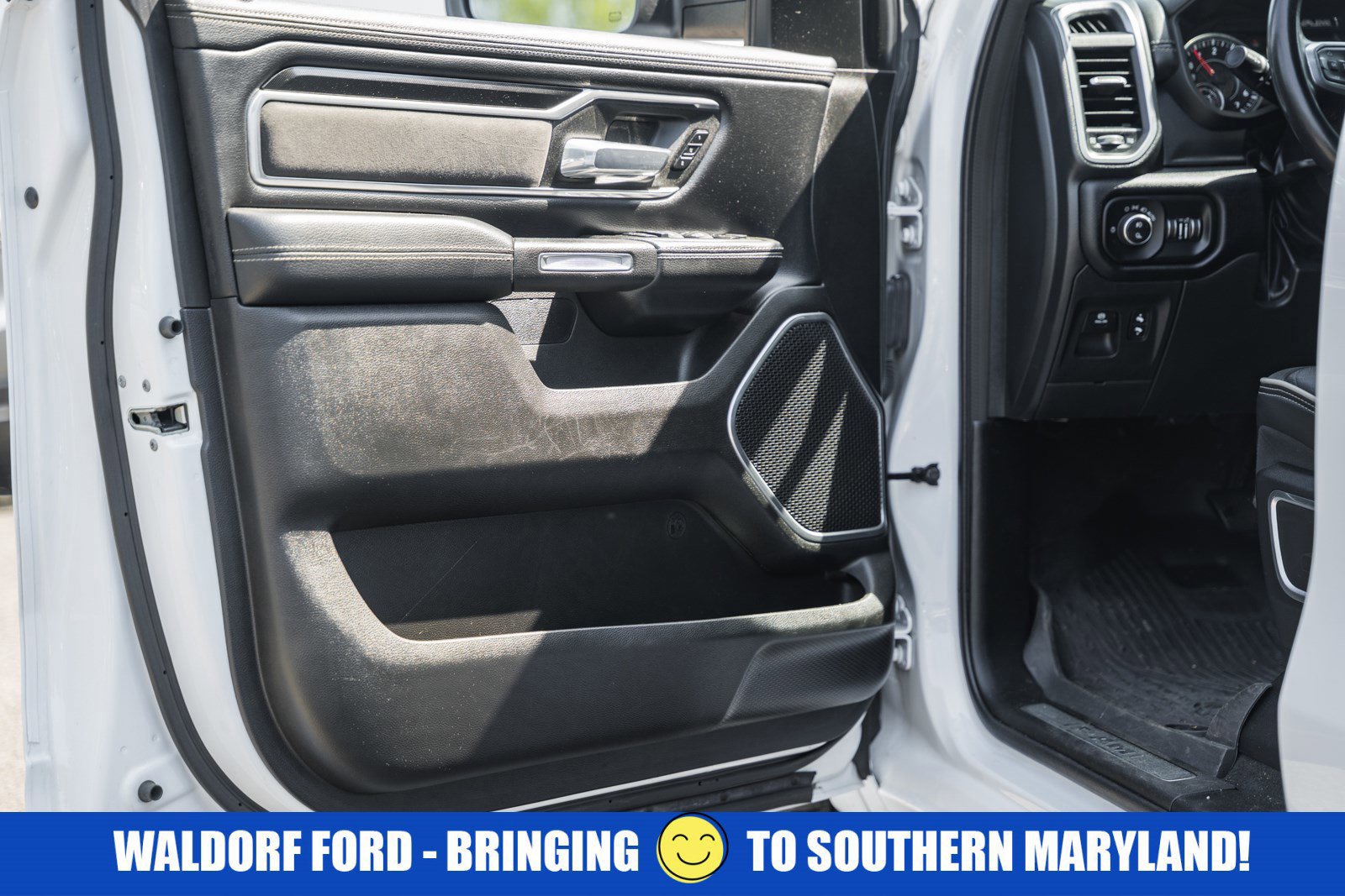 Used 2022 RAM 1500 Laramie w/ Sport Appearance Package AWD/4WD image 41