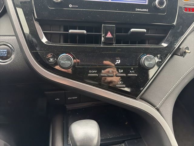 Used 2023 Toyota Camry SE w/ Convenience Package image 19