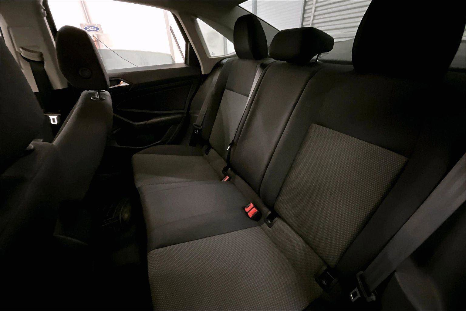 Used 2021 Volkswagen Jetta S image 25