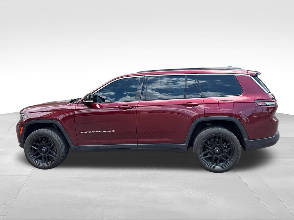 Used 2024 Jeep Grand Cherokee L Limited w/ Trailer Tow Package AWD/4WD image 5