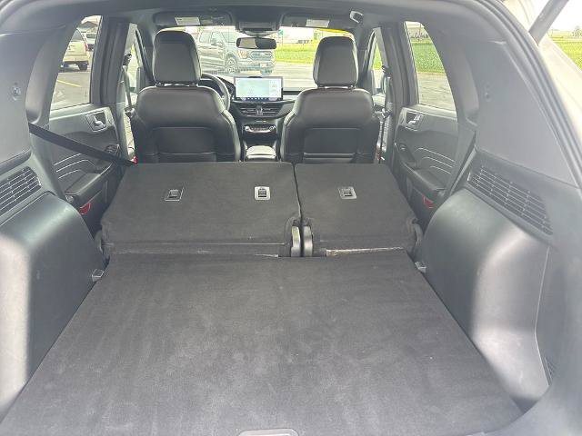 Certified 2023 Ford Escape ST-Line Elite w/ Premium Technology Package AWD/4WD image 28