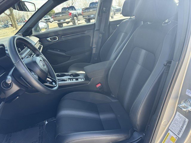 Used 2025 Honda Civic Sport image 12