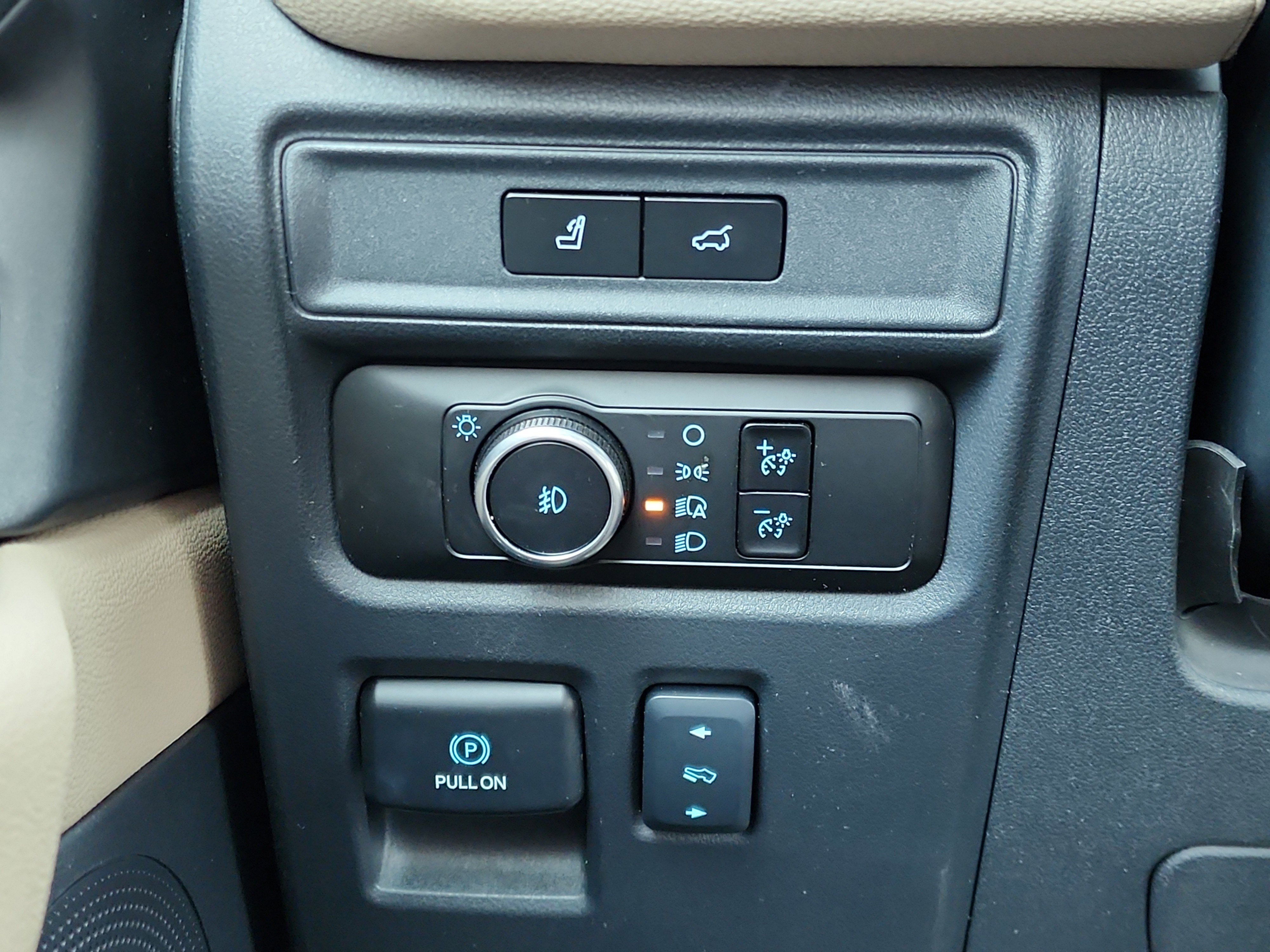 Certified 2024 Ford Expedition Max Limited image 29