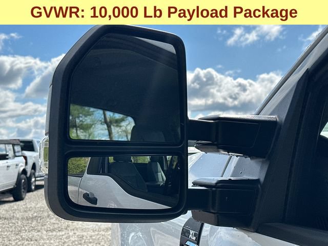Certified 2025 Ford F250 XL w/ XL Driver Assist Package AWD/4WD image 8
