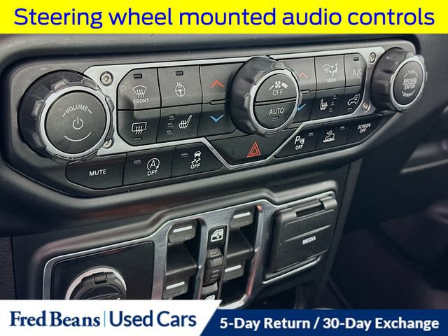 Used 2023 Jeep Wrangler Unlimited Sahara w/ LED Lighting Group AWD/4WD image 20