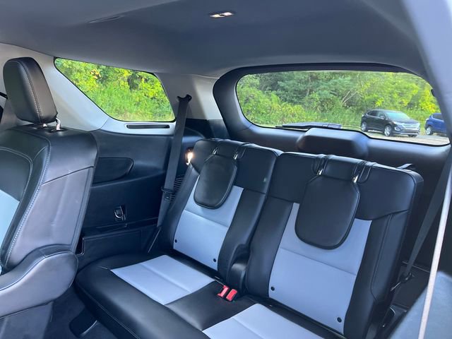 Certified 2023 Ford Explorer XLT w/ Equipment Group 202A image 15