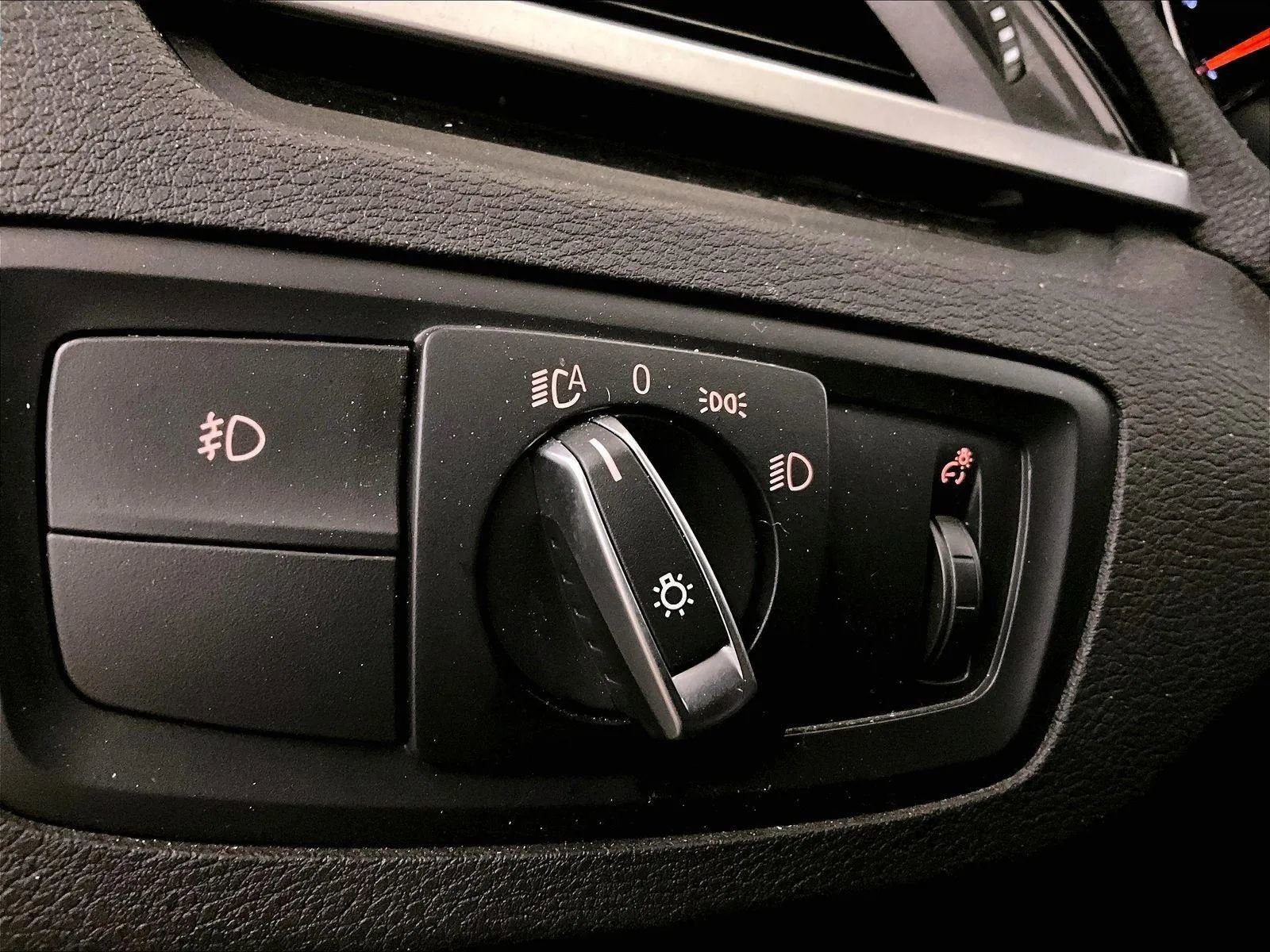 Used 2019 BMW X1 sDrive28i w/ Convenience Package FWD image 30