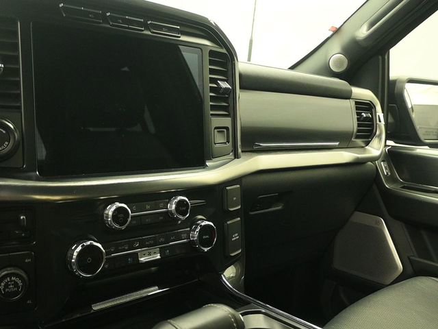 Certified 2022 Ford F150 Lariat w/ Equipment Group 502A High image 13