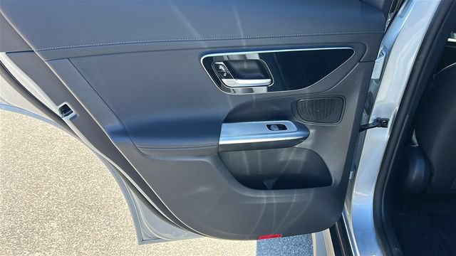 Used 2024 Mercedes-Benz GLC 300 4MATIC image 14
