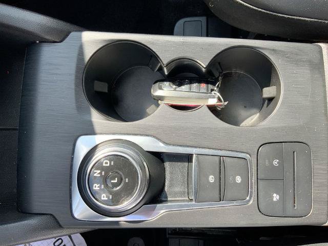 Certified 2025 Ford Escape ST-Line Select AWD/4WD image 19