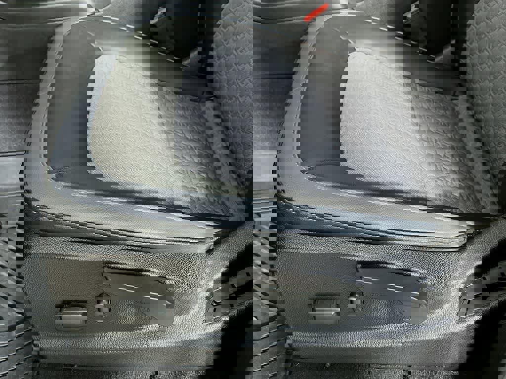 Used 2021 Chevrolet Colorado Z71 w/ Z71 Midnight Edition image 29