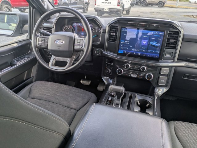 Certified 2022 Ford F150 XLT w/ Equipment Group 302A High image 30