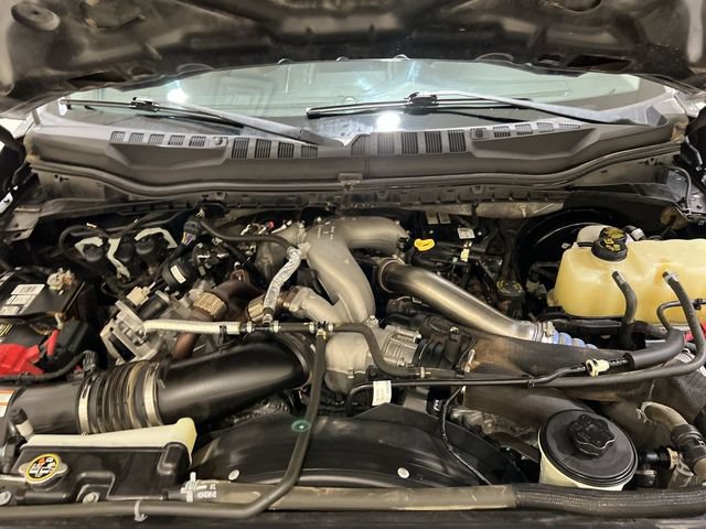 Certified 2022 Ford F250 XLT w/ XLT Premium Package AWD/4WD image 26