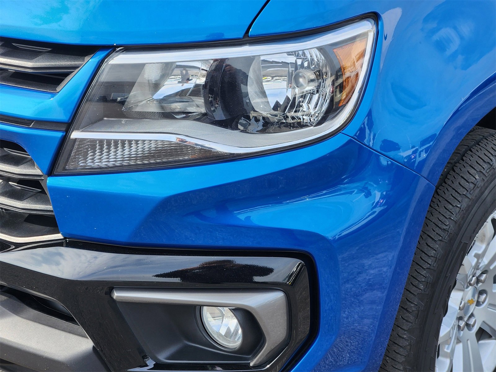 Used 2022 Chevrolet Colorado LT w/ LT Convenience Package image 9