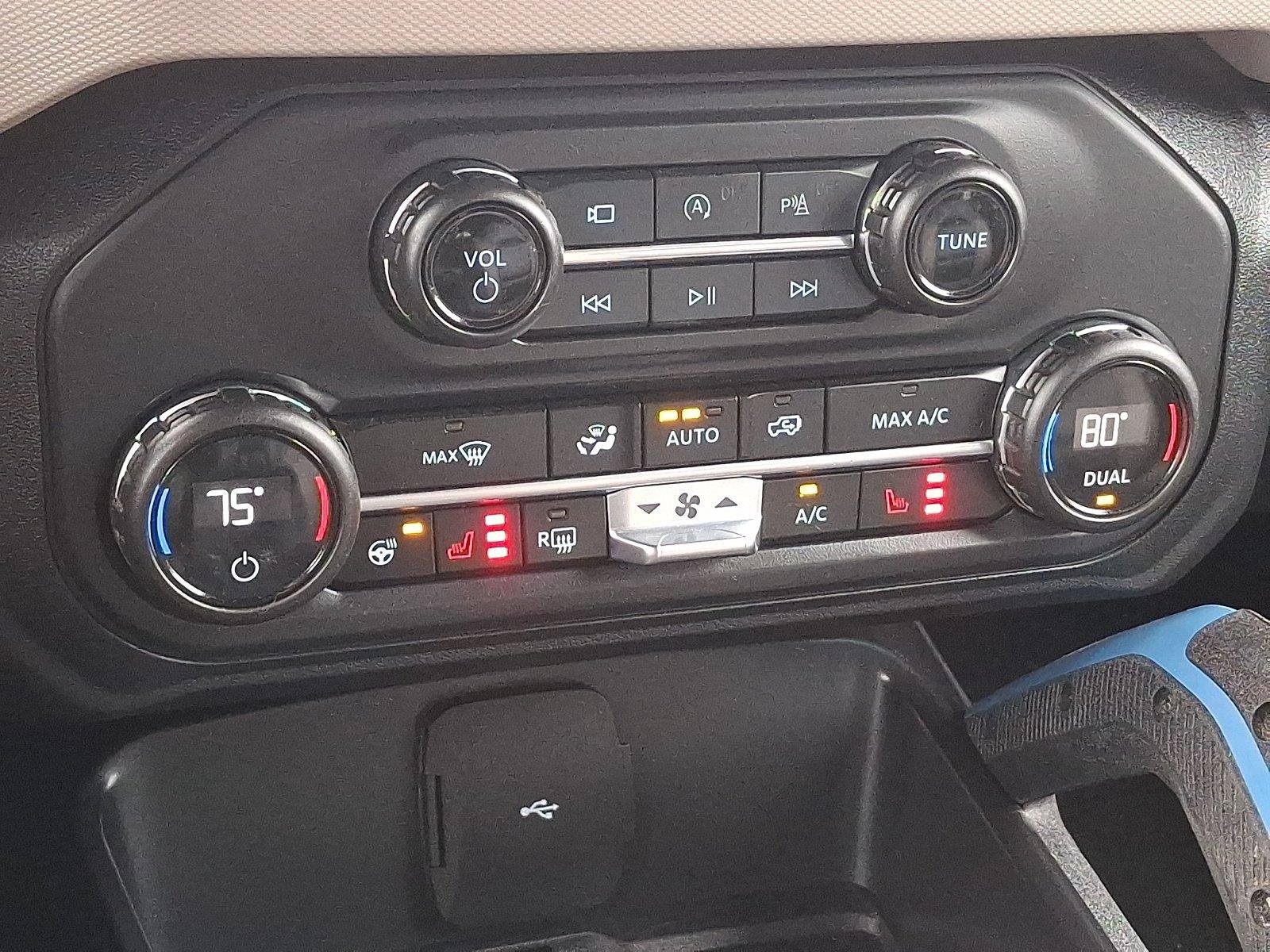 Certified 2024 Ford Bronco Wildtrak AWD/4WD image 15