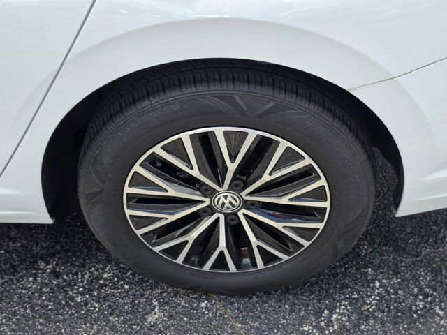 Used 2021 Volkswagen Jetta S w/ Driver Assistance Package FWD image 9