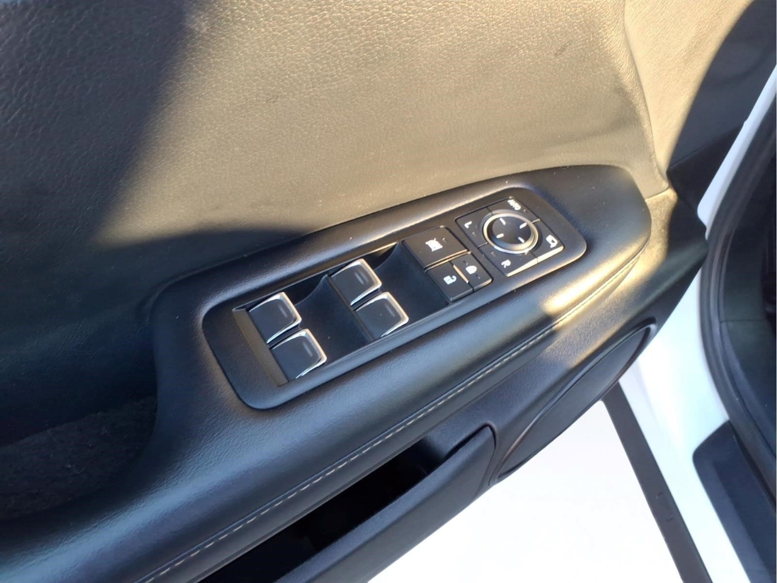 Used 2022 Lexus RX 450h AWD w/ Premium Package image 28