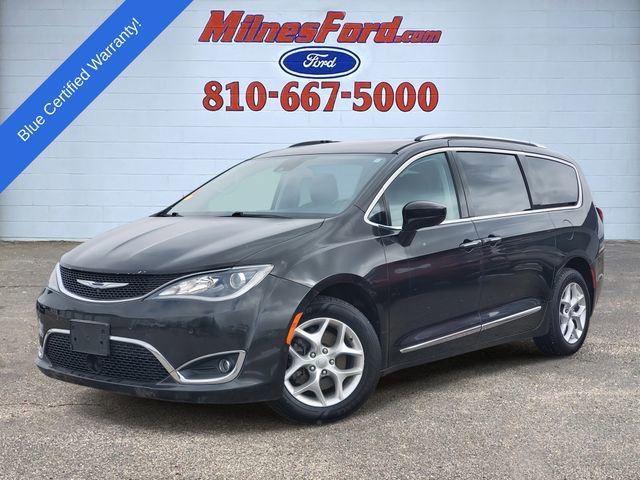 Used 2017 Chrysler Pacifica Touring-L Plus w/ Advanced Safetytec Group image 4