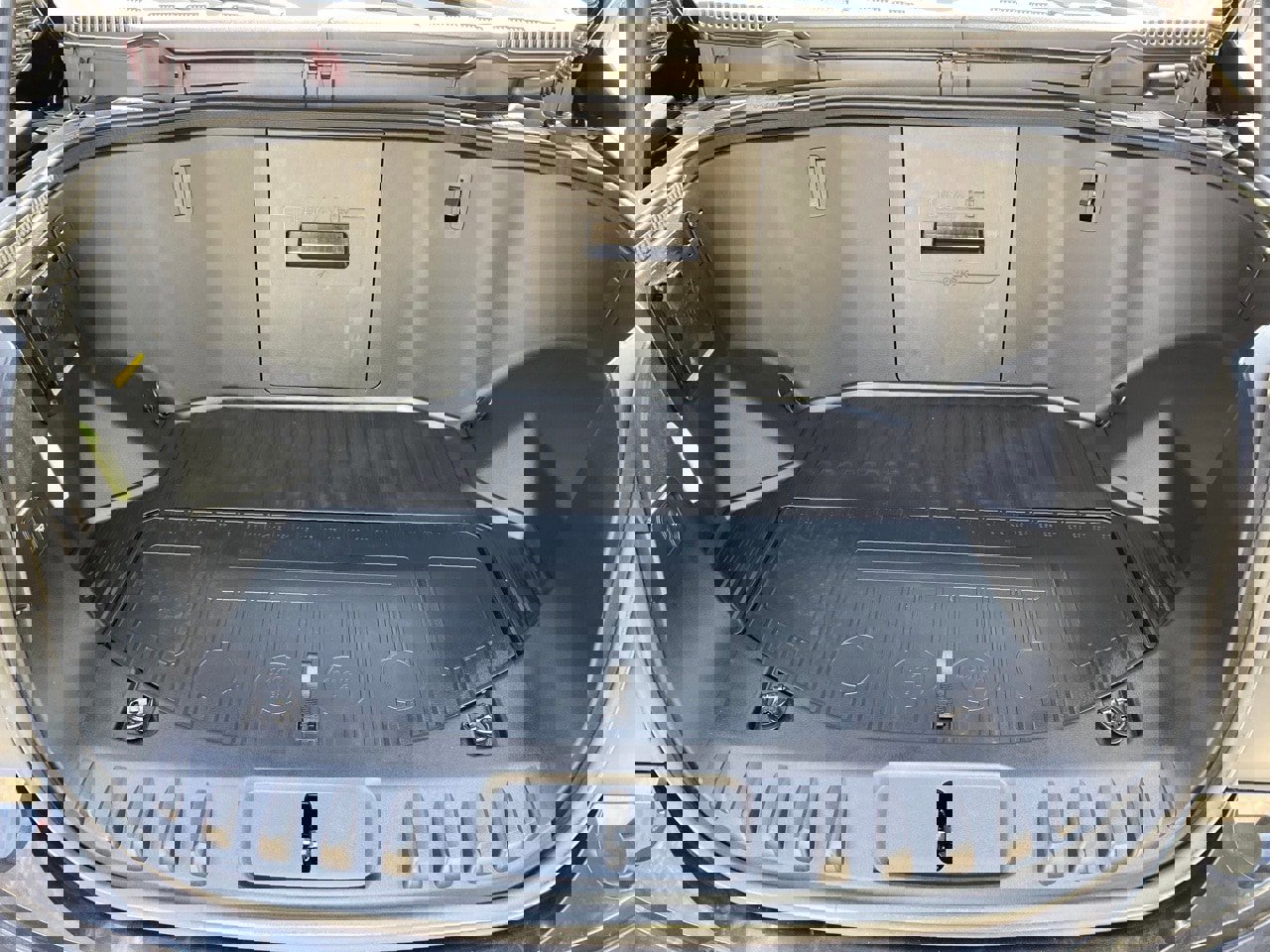 Certified 2025 Ford F150 Lightning Lariat image 40