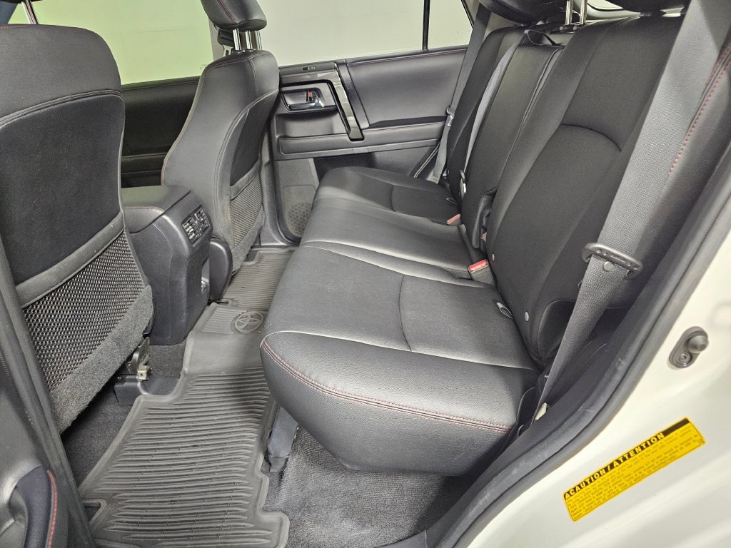 Used 2021 Toyota 4Runner TRD Off-Road Premium w/ Moonroof Package AWD/4WD image 18