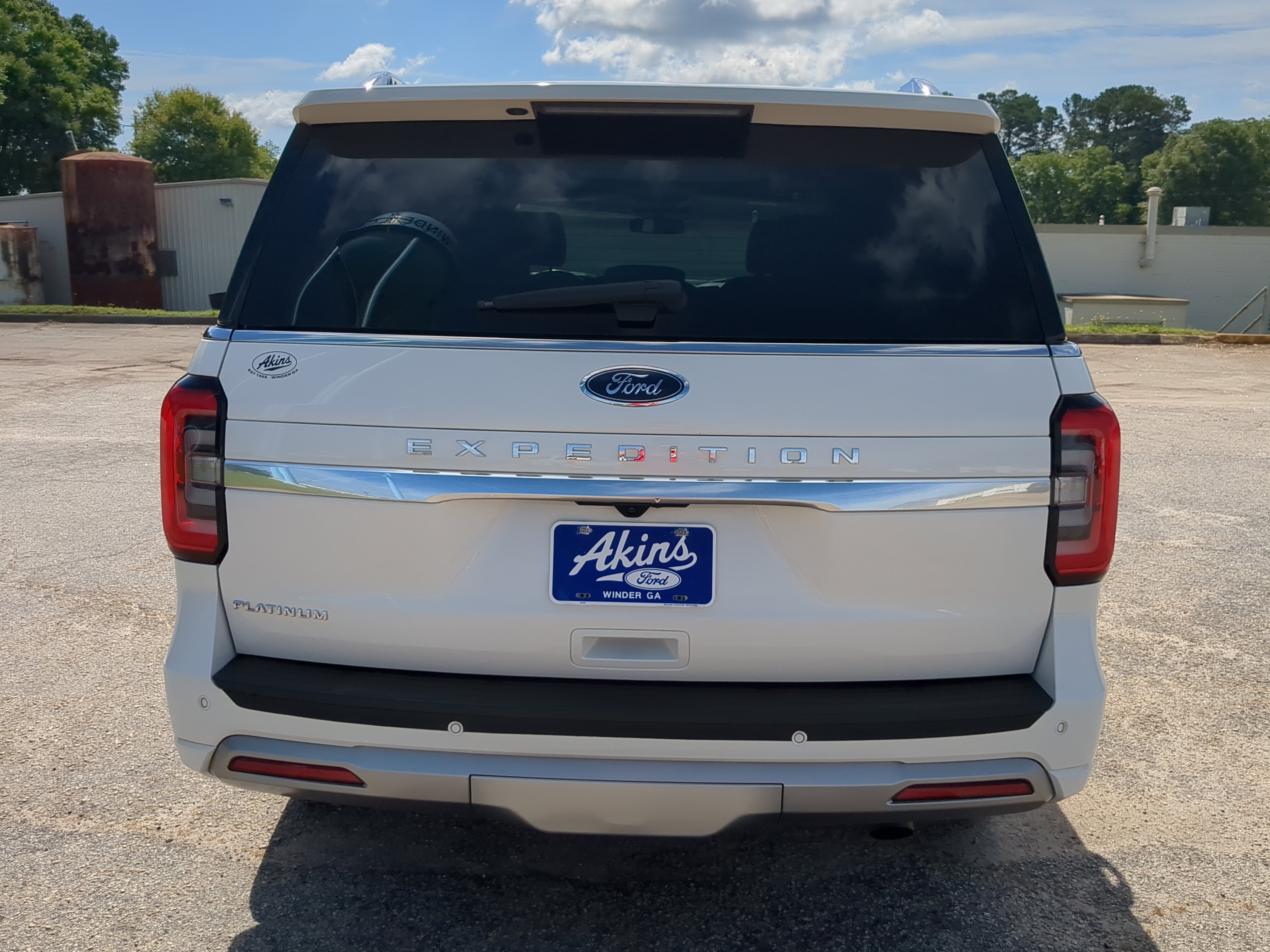 Certified 2023 Ford Expedition Platinum AWD/4WD image 4