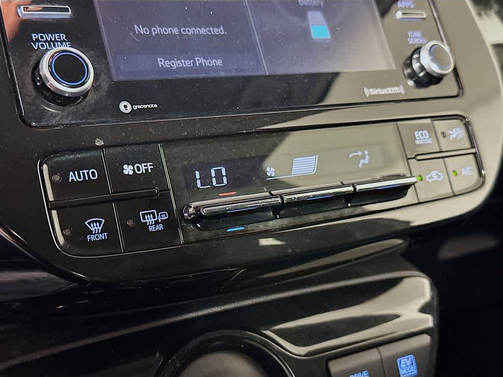 Used 2022 Toyota Prius LE FWD image 17