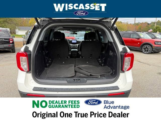 Certified 2022 Ford Explorer XLT w/ Equipment Group 202A image 16