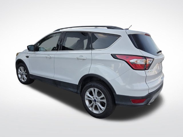 Certified 2018 Ford Escape SE FWD image 10