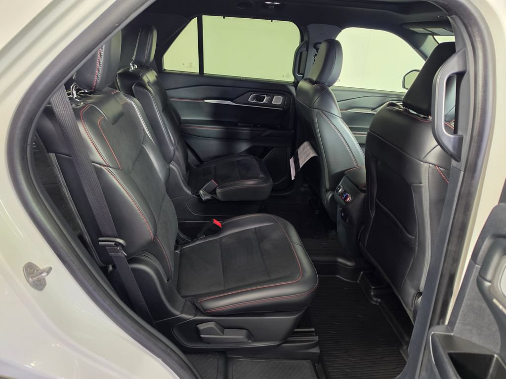 Certified 2025 Ford Explorer ST AWD/4WD image 12