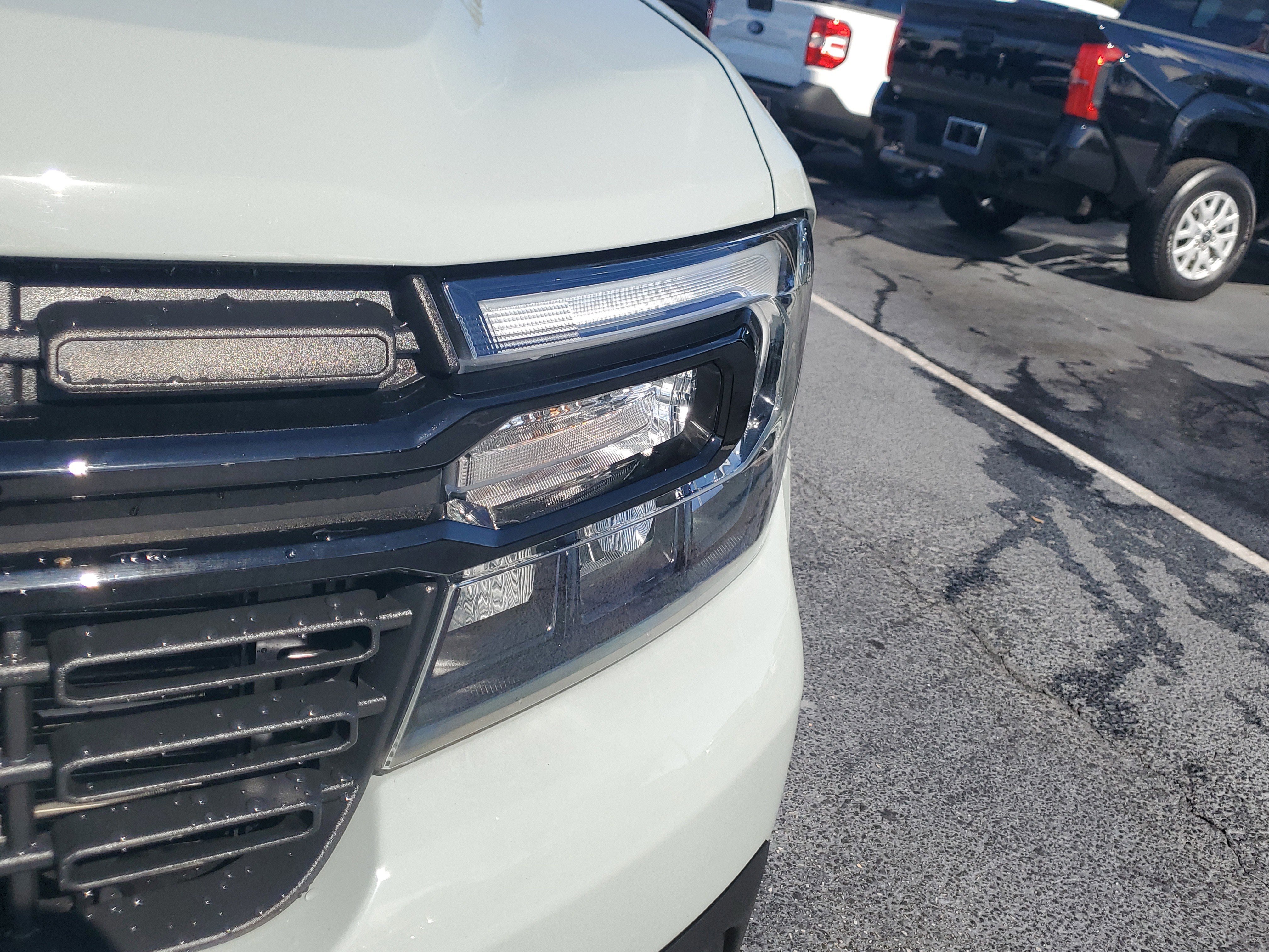 Certified 2024 Ford Maverick Lariat w/ Black Appearance Package image 6