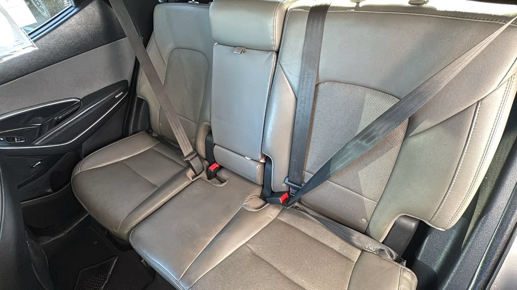 Used 2017 Hyundai Santa Fe Sport FWD image 23
